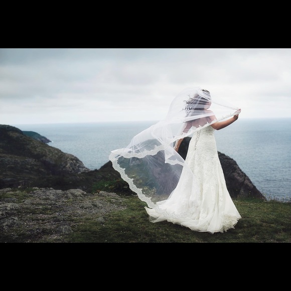 Essence of Australia Wedding Dress - Picture 5 of 11